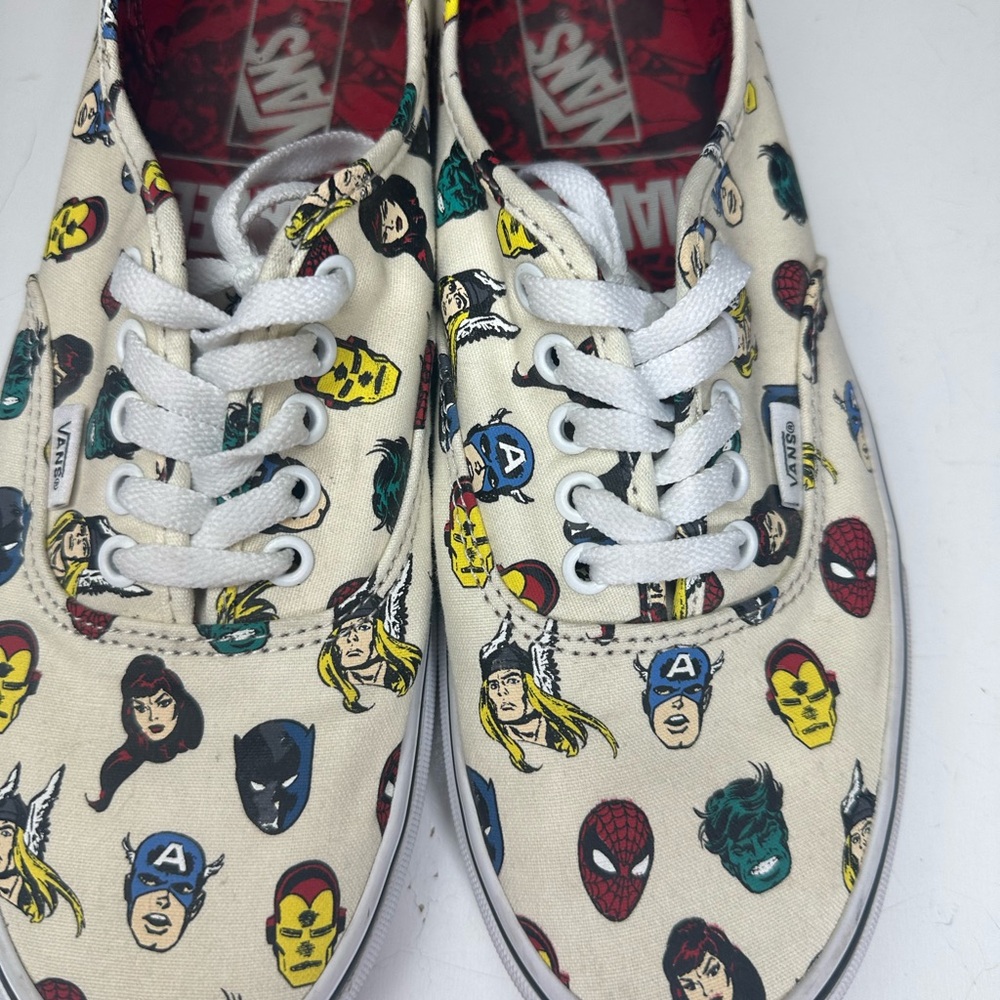 VansMarvel x Authentic 'Marvel Heads' Avengers Off White LaceUp Mens Sneakers 10 - Picture 9 of 15